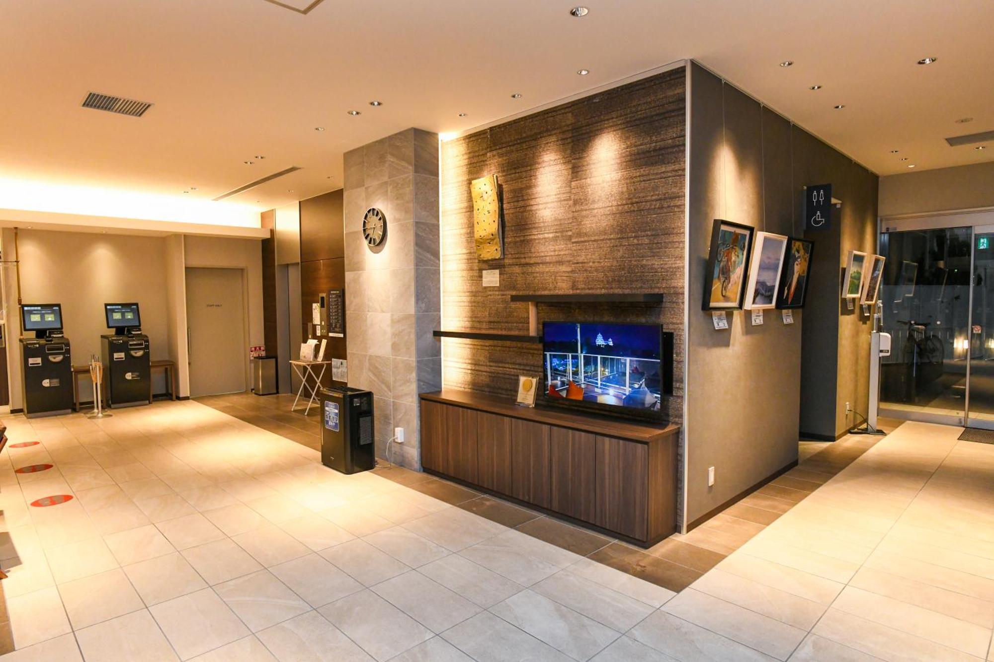 &And Comfy Hotel Kumamoto Jo View מראה חיצוני תמונה